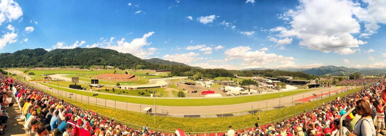 Grandprixcamp, Closest To The Red Bull Ring, Up To 4 Guests In A Tent Spielberg Bei Knittelfeld Eksteriør bilde