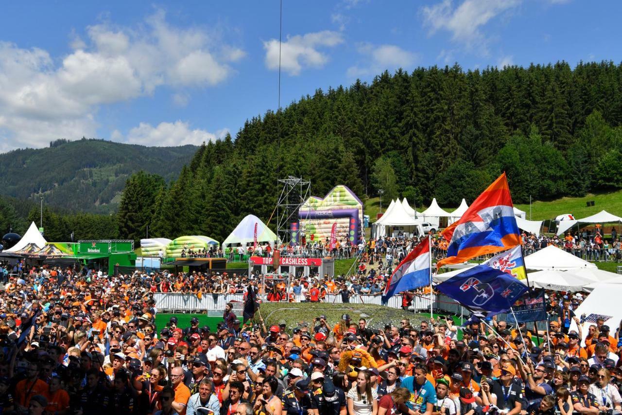 Grandprixcamp, Closest To The Red Bull Ring, Up To 4 Guests In A Tent Spielberg Bei Knittelfeld Eksteriør bilde
